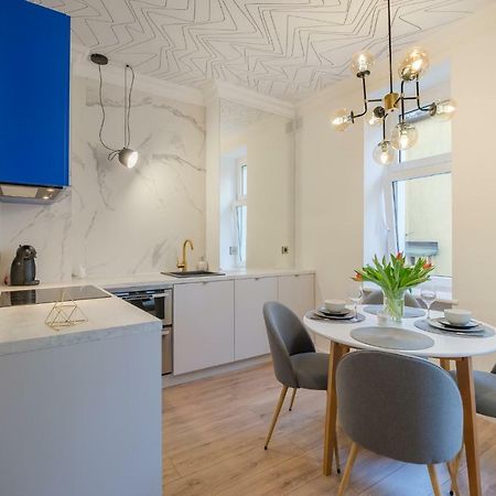 Skwer Kosciuszki Apartment กดิเนีย ภายนอก รูปภาพ