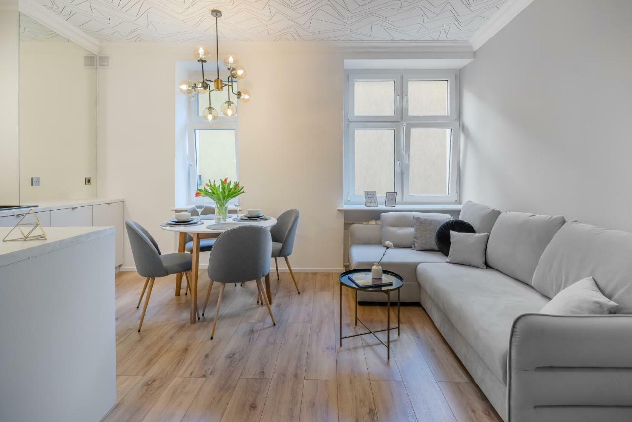 Skwer Kosciuszki Apartment กดิเนีย ภายนอก รูปภาพ